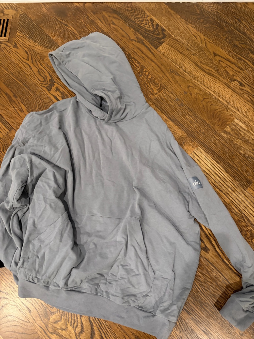 ALO Yoga Men’s Light Gray Crewneck Hoodie